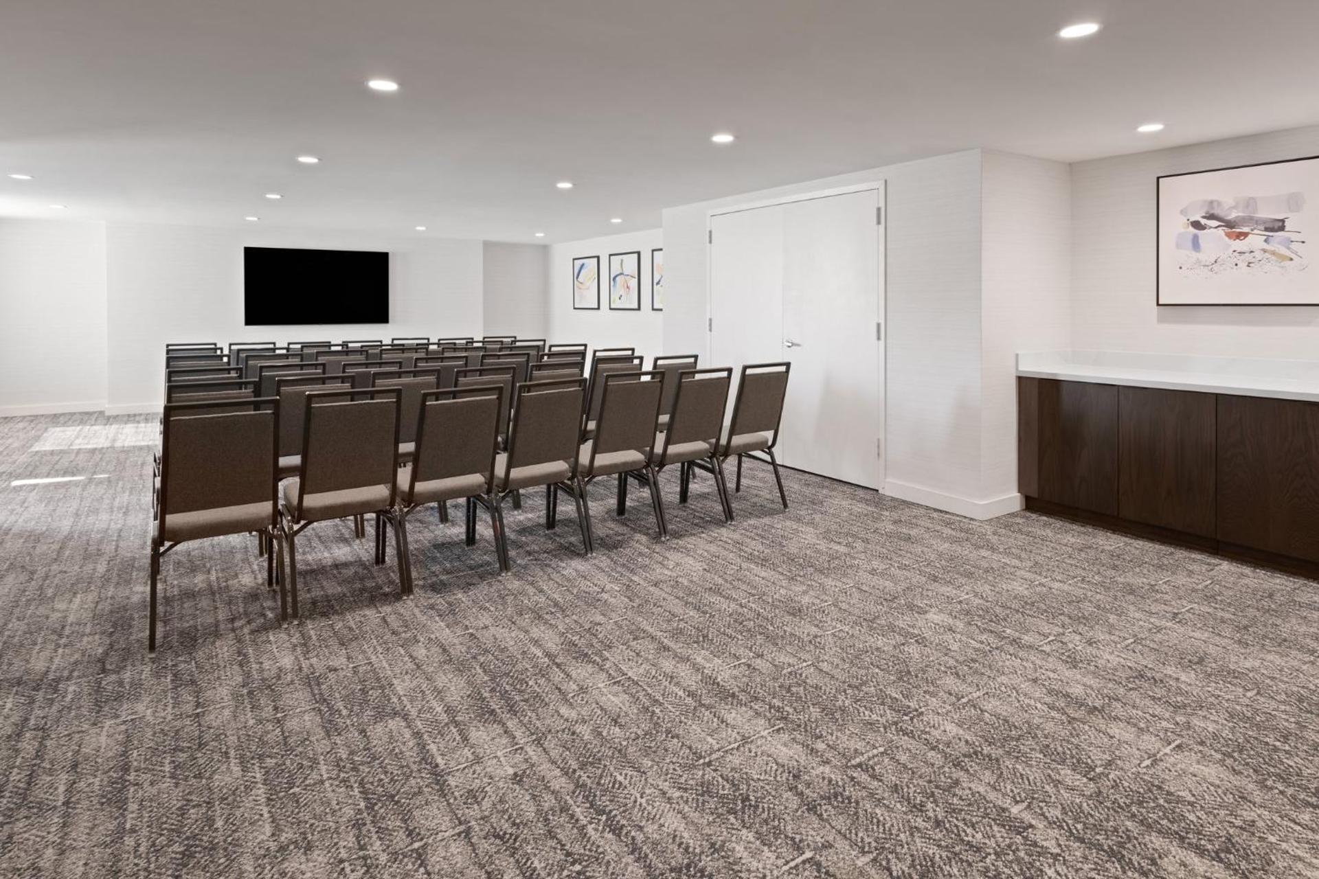 Meeting/conference room