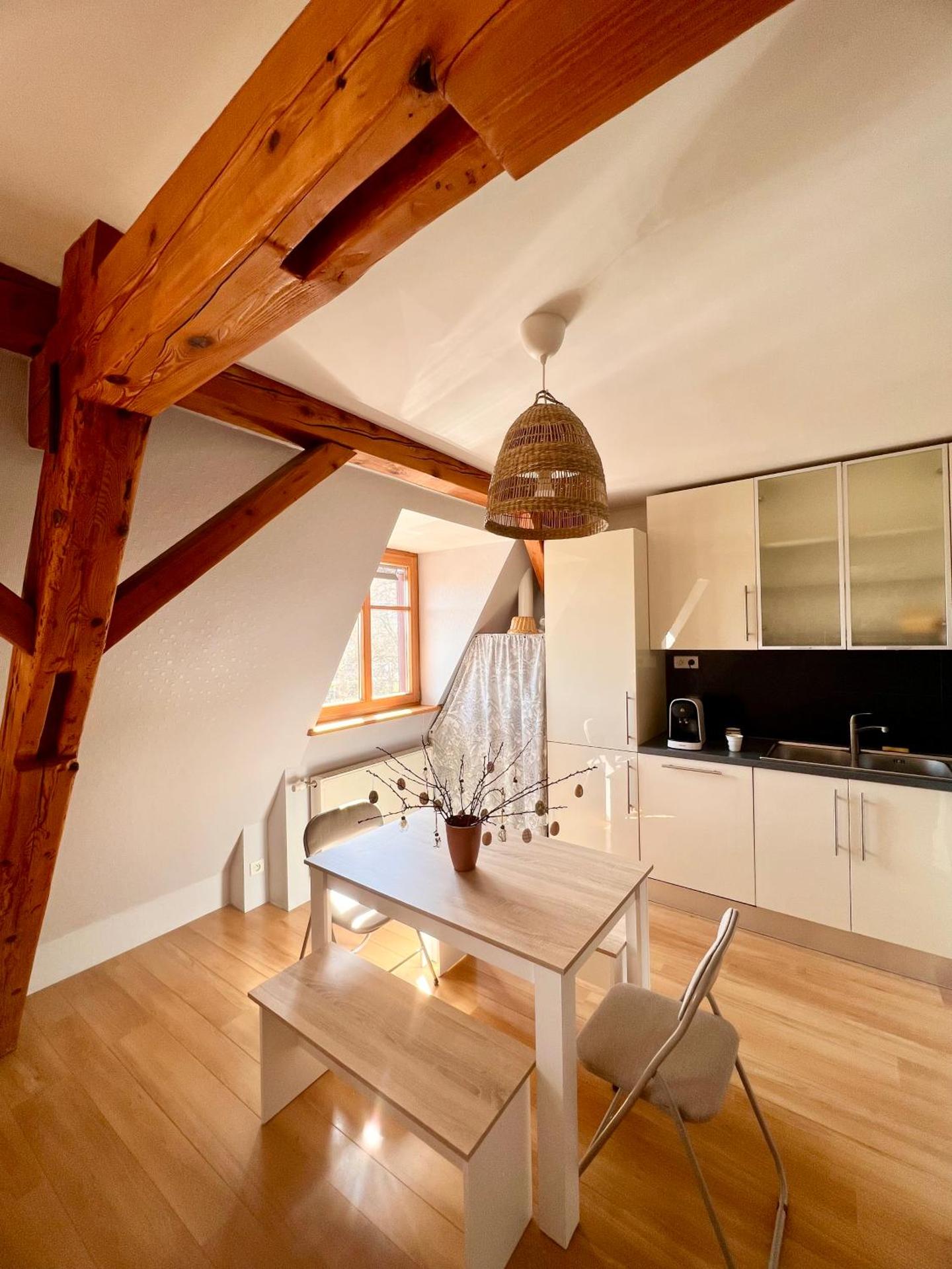 Duplex au cœur de Turckheim, 10 min de Colmar et place de parking