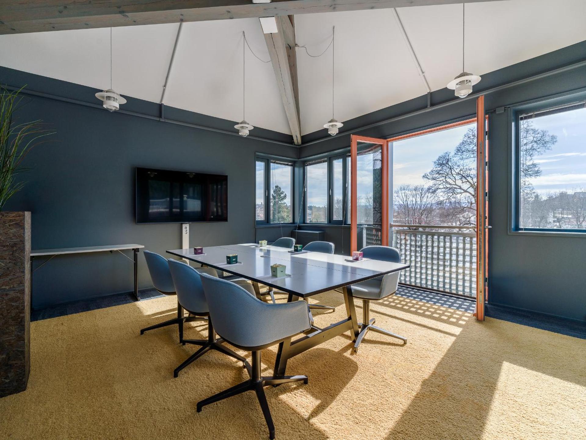 Meeting/conference room