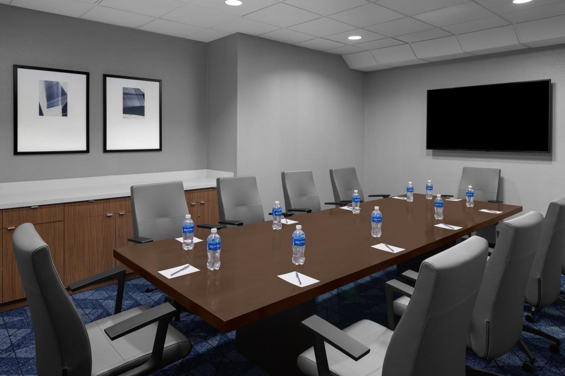 Meeting/conference room