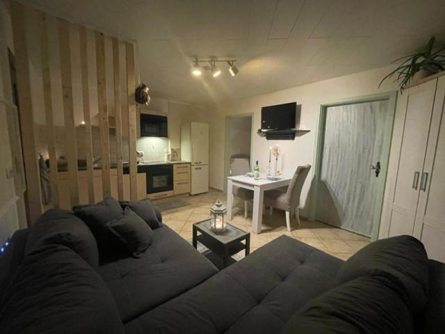 Charmantes Butzen-Nest am Radweg