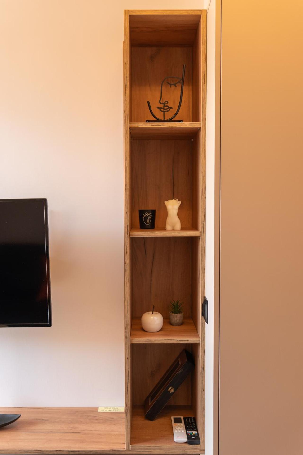 Orange Luxury apartment in agrinio