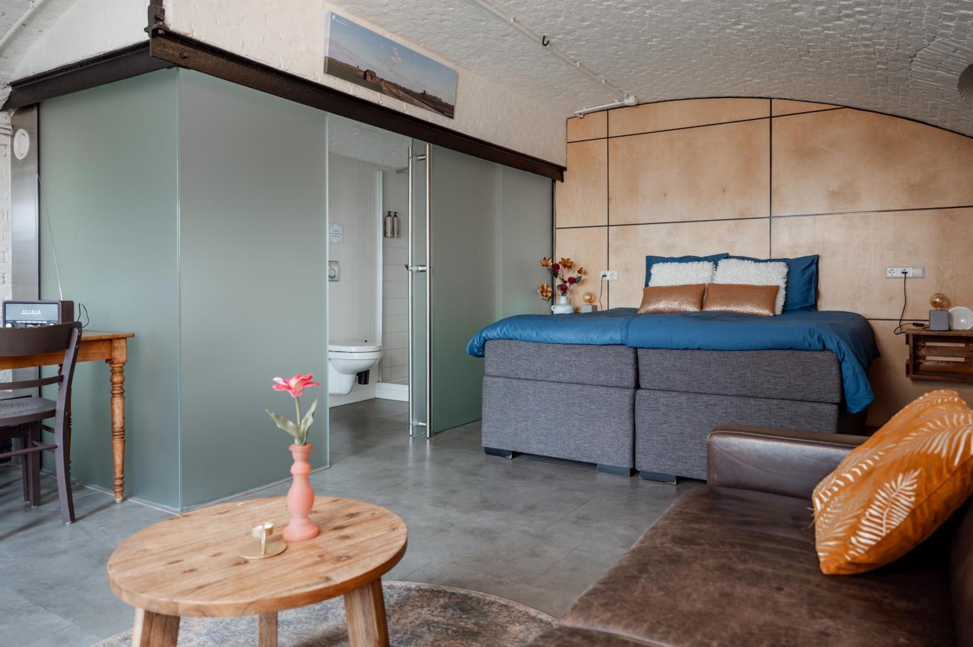 Double Room with Private Bathroom