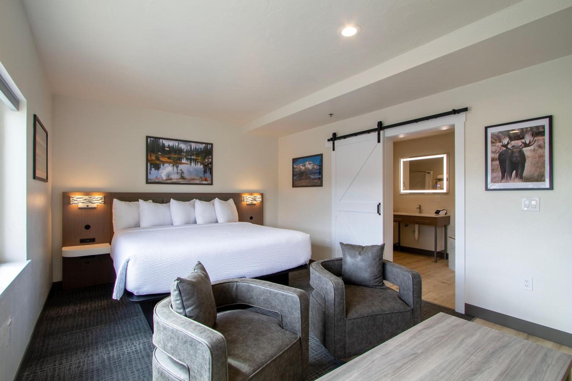 Sandpoint Hotel & Suites Downtown