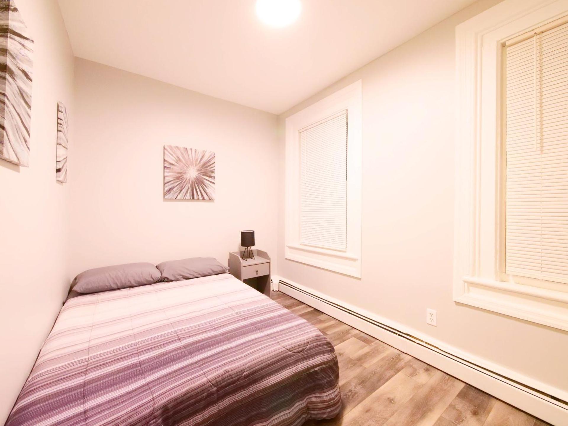 Modern comfort-2BR haven mins to NYC