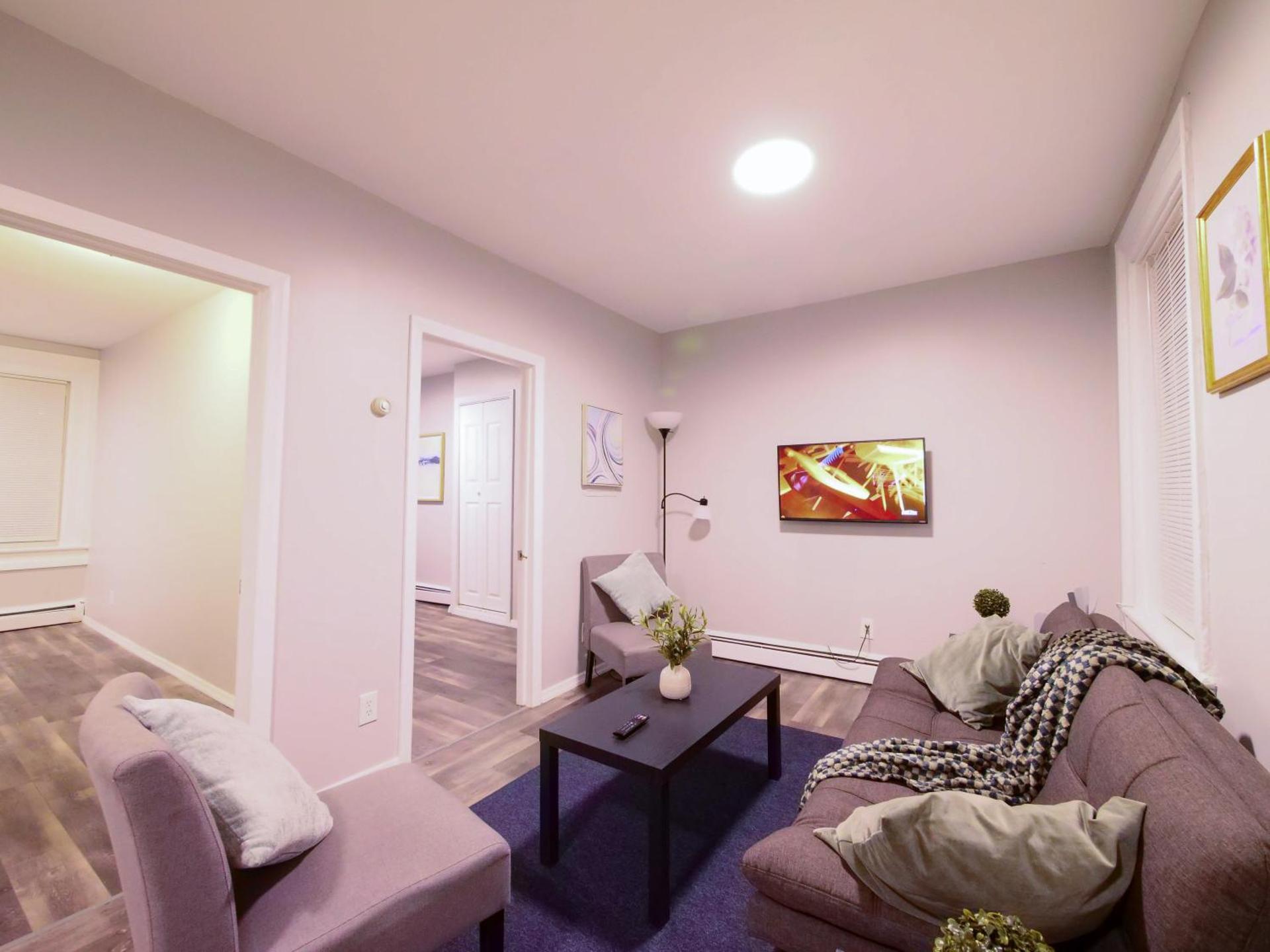 Modern comfort-2BR haven mins to NYC