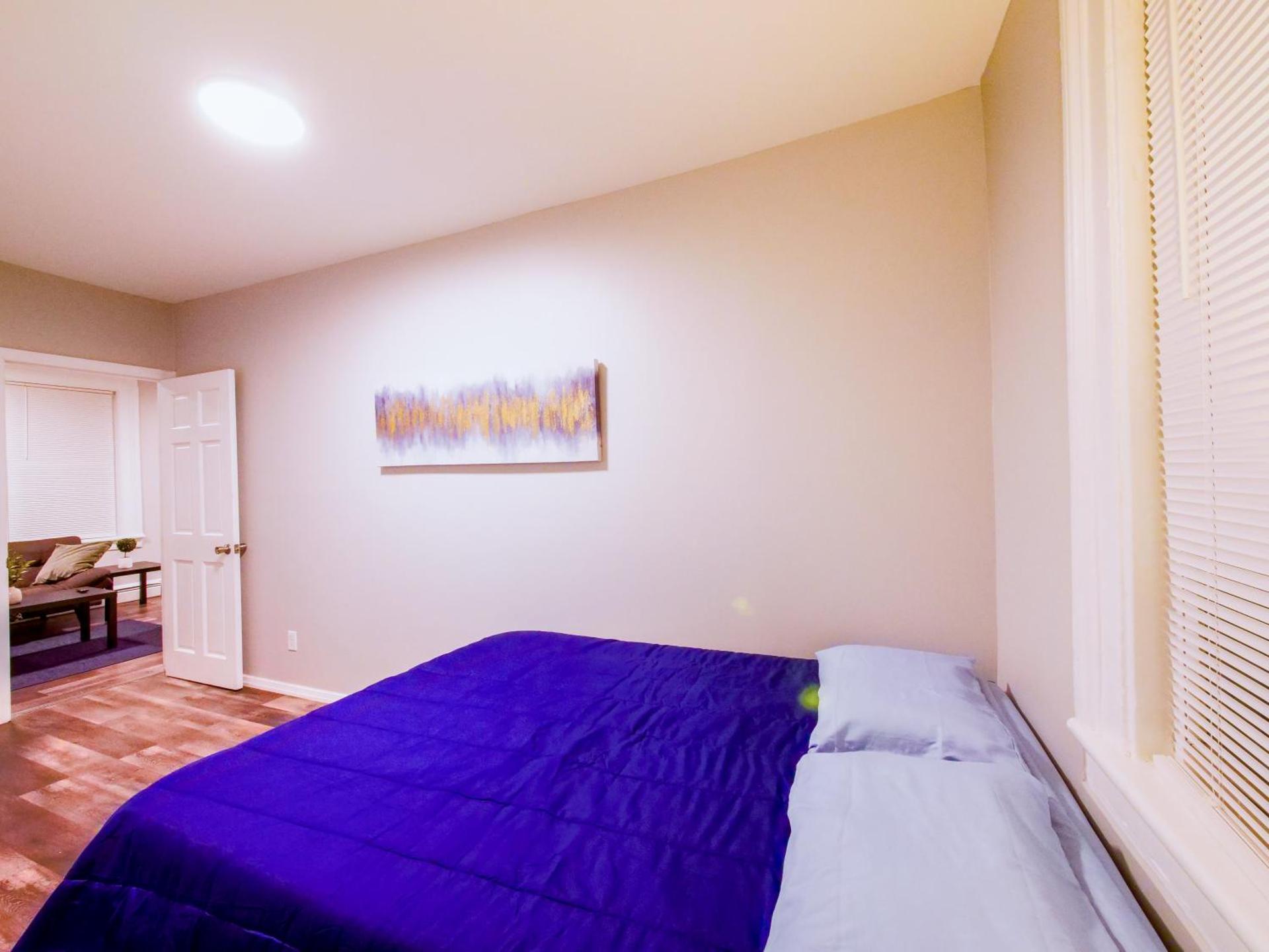 Modern comfort-2BR haven mins to NYC