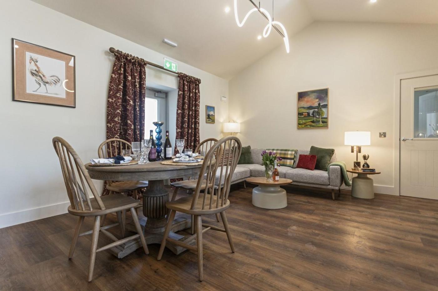 Castlestone Holiday Cottages & Townhouses