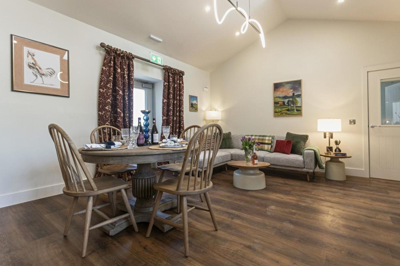 Castlestone Holiday Cottages & Townhouses