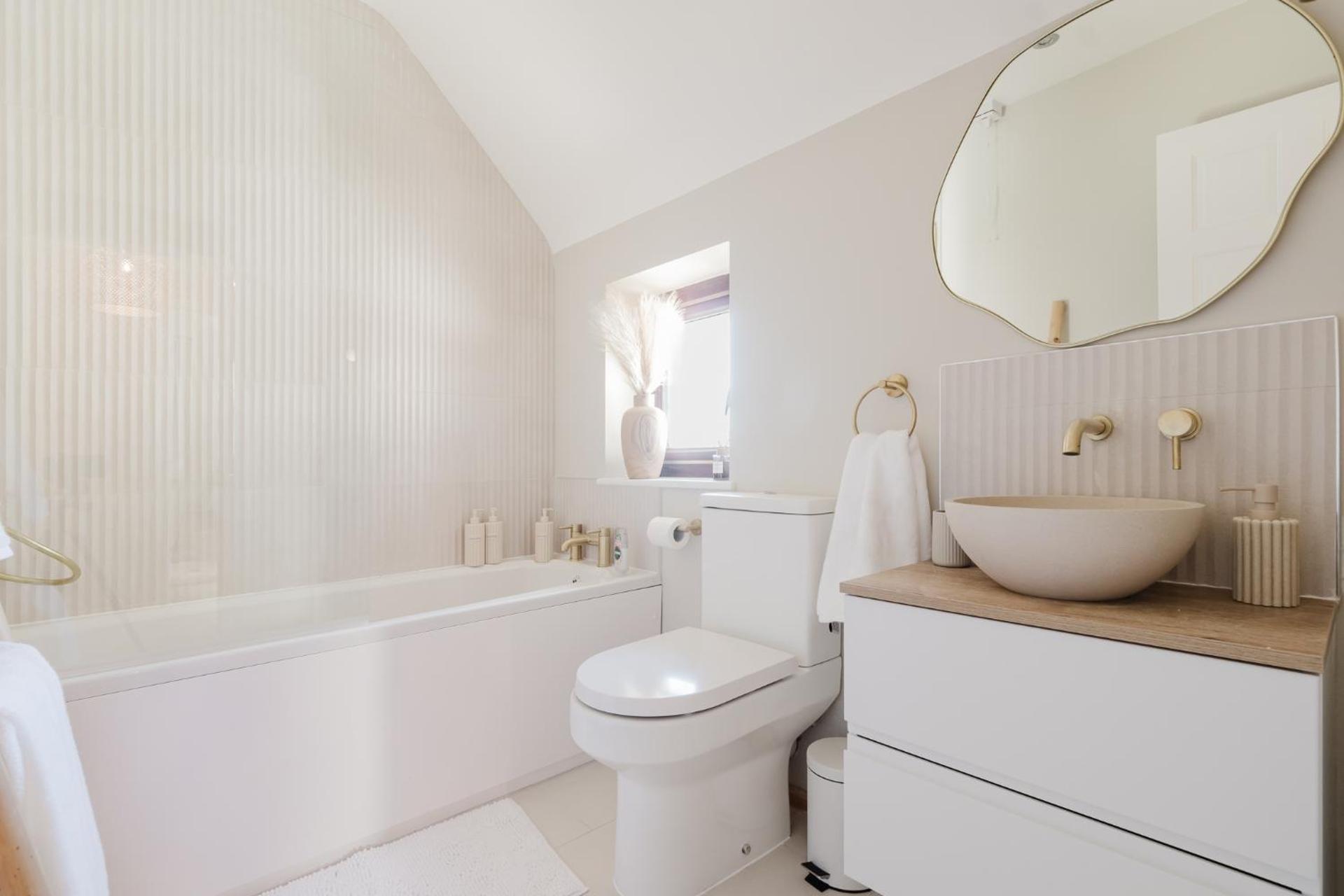 Beautiful 4 Bedroom Cotswolds Home near Woodstock!