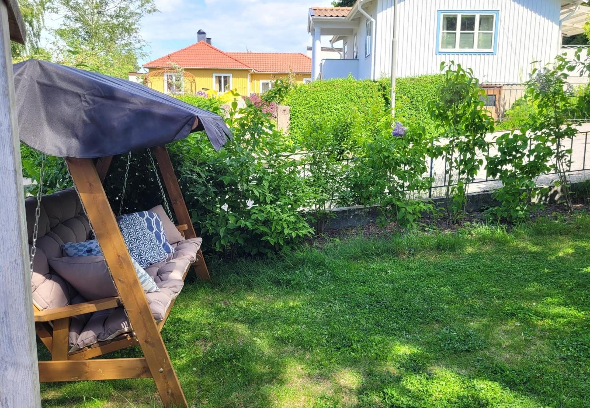 Sparkling newly built house close to city & nature