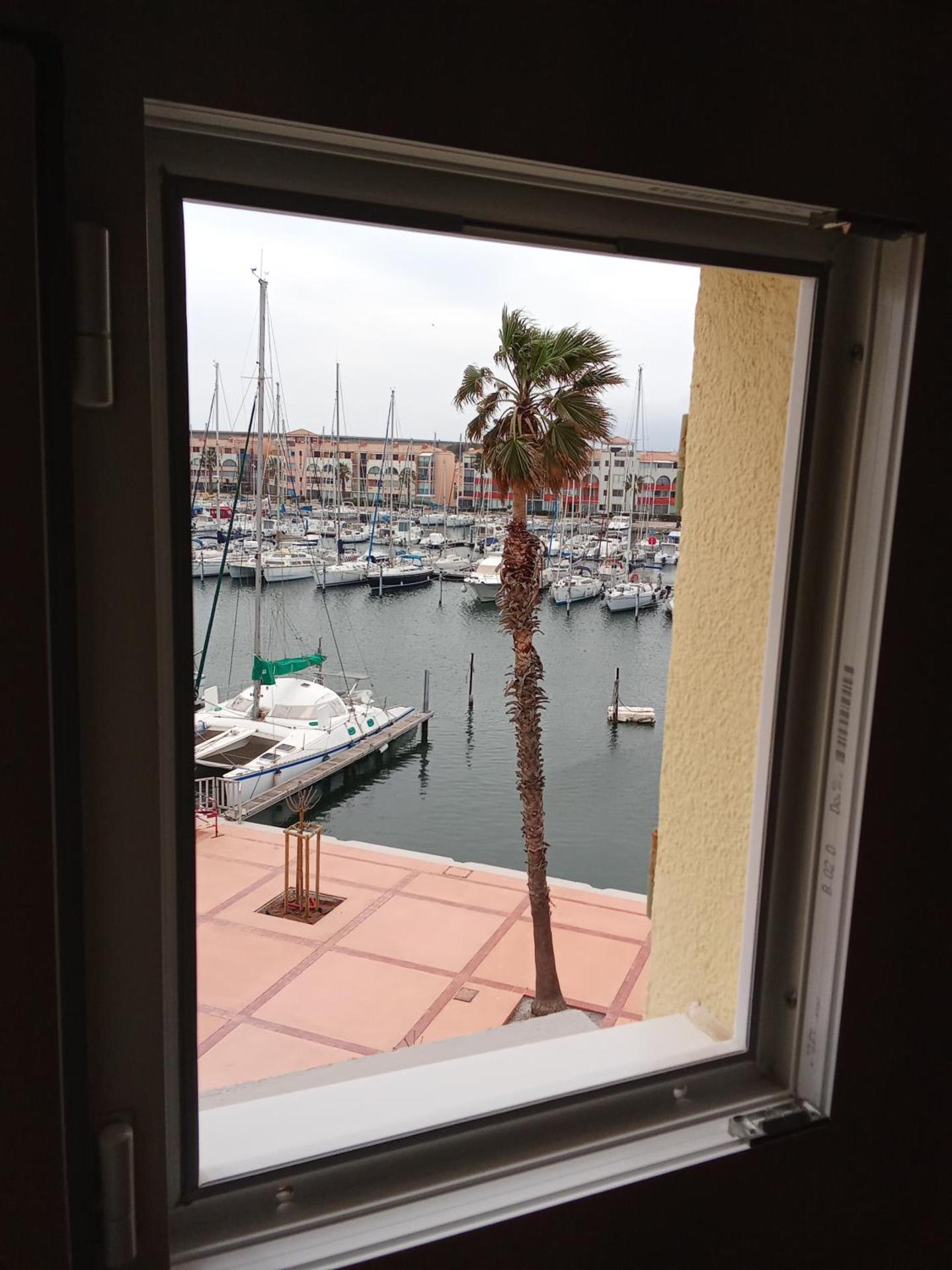 superbe appartement vue port