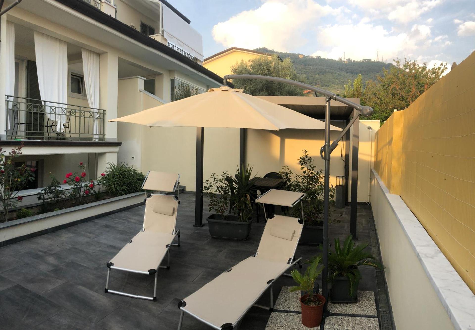 Inner courtyard view