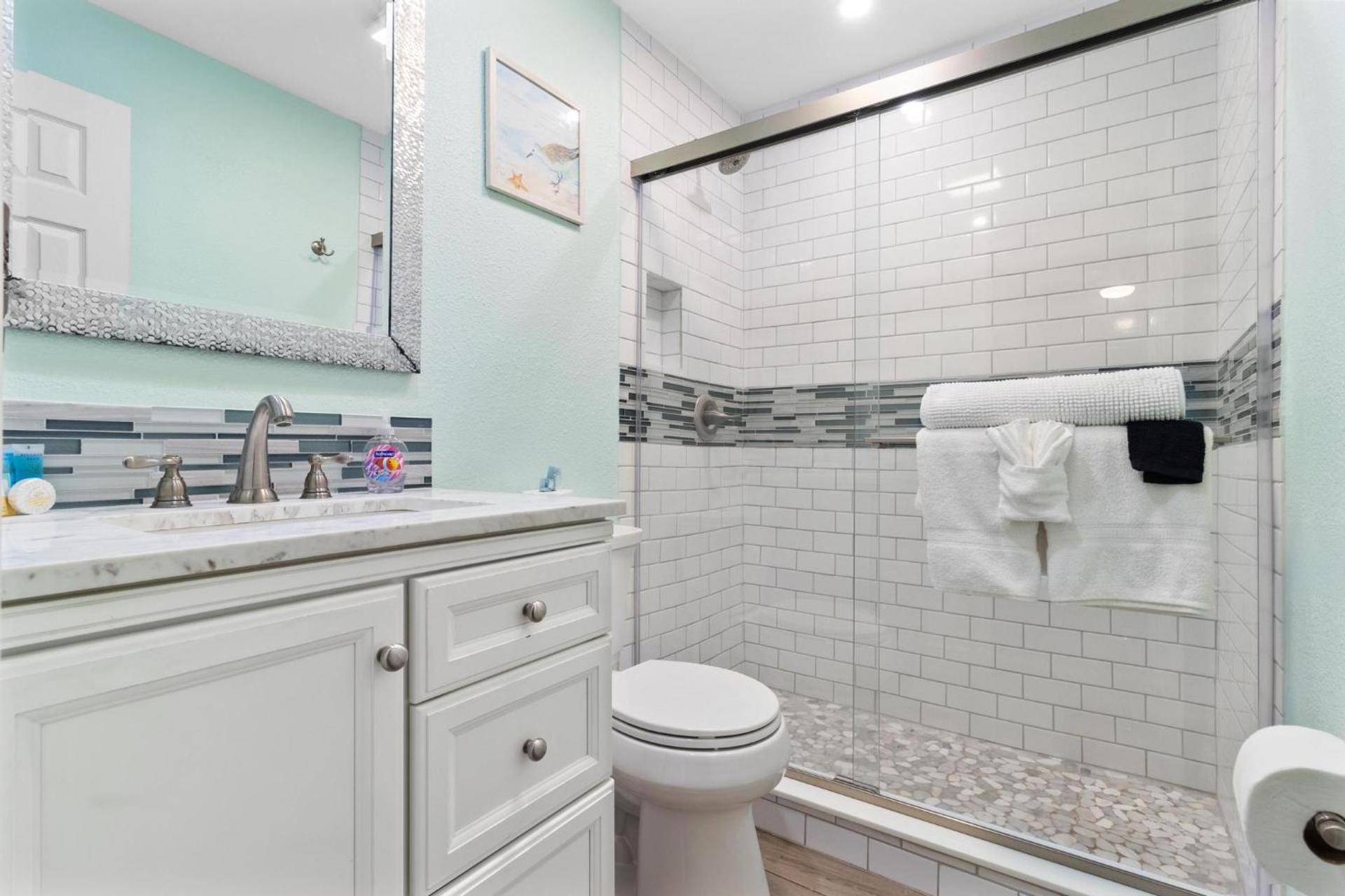 Spanish Villa Suite 54 - Indian Rocks Beach Condo Across the Street to Beach Access, Newly Remodeled & Walkable to Restaurants!