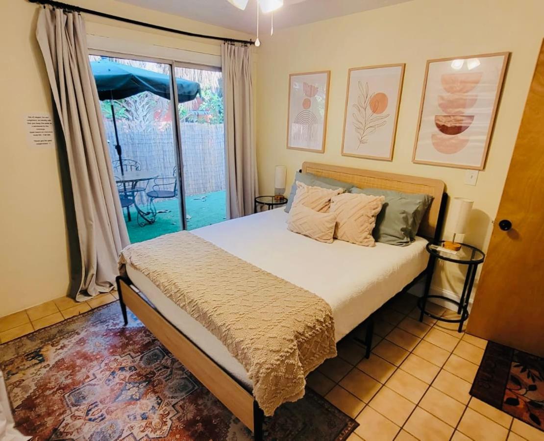 Beach Bungalows By The Sea 3