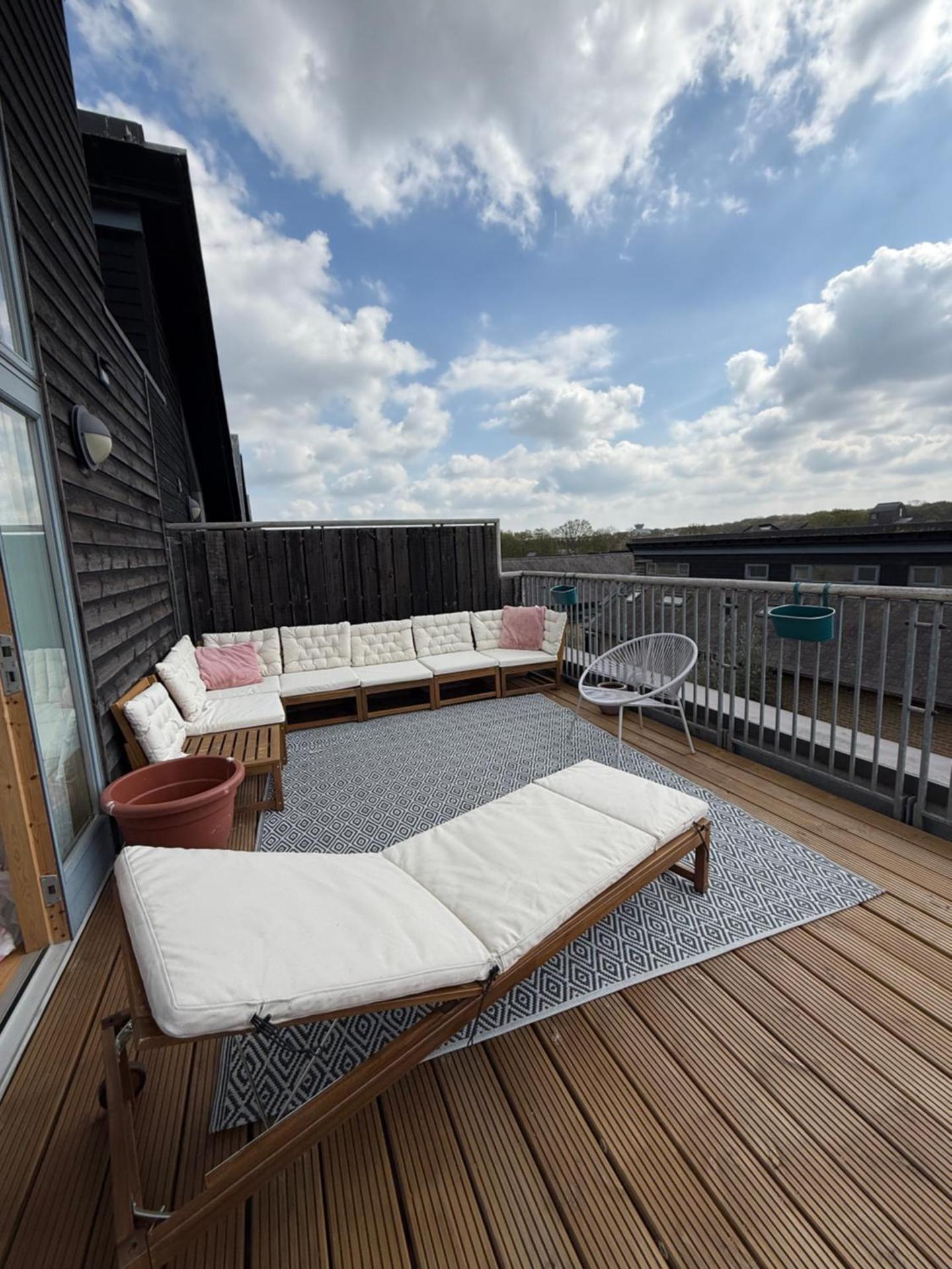 Spacious 4 Bedroom Townhouse in Essex