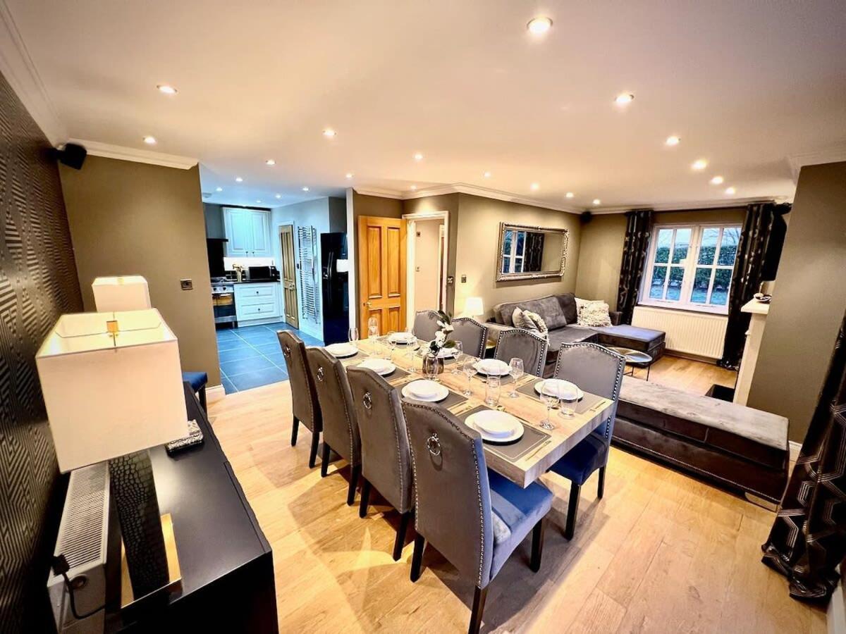 Honey Hill Cottage - 4 Bedroom Detached House