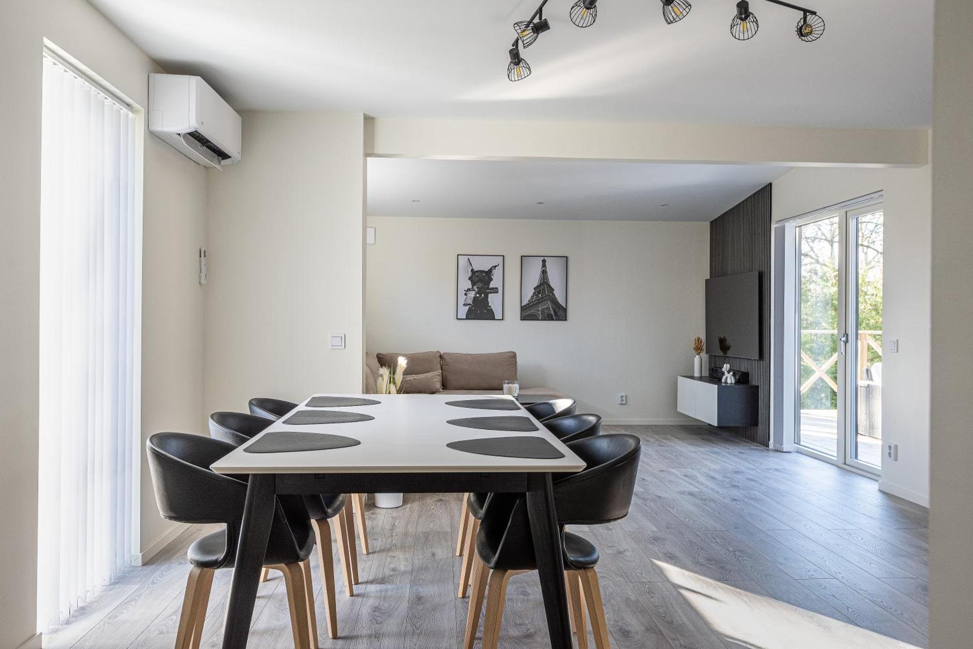 Nyrenoverad villa med spabad i Mörrum