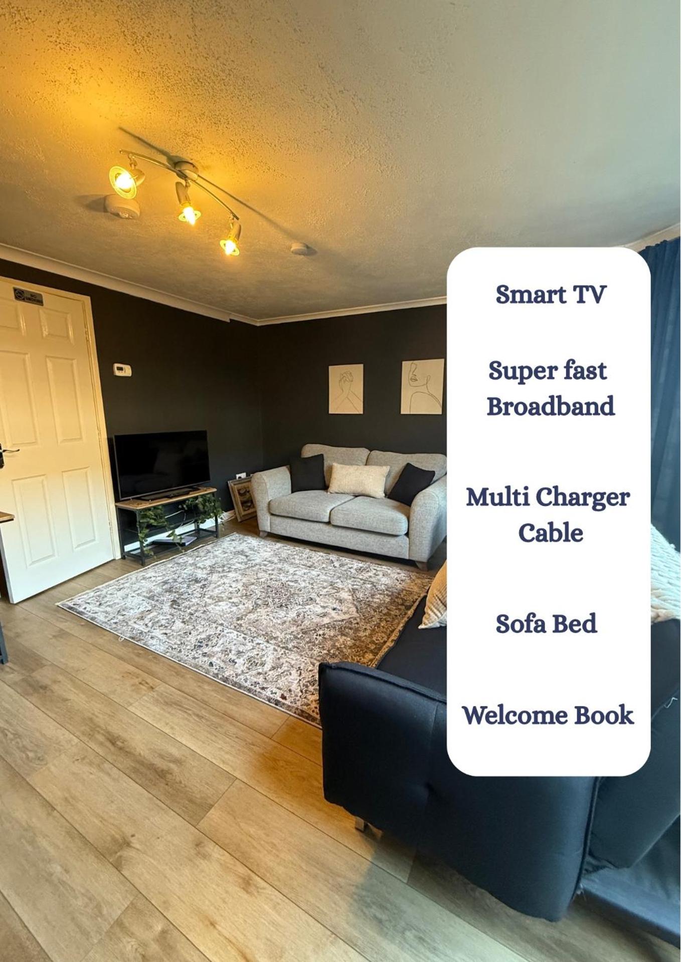 The Chapel - Worcester City - FREE Parking, WI-FI, Toiletries - TVs in rooms - Stocked kitchen - Entire Apart - Self Check-In - Outside Space