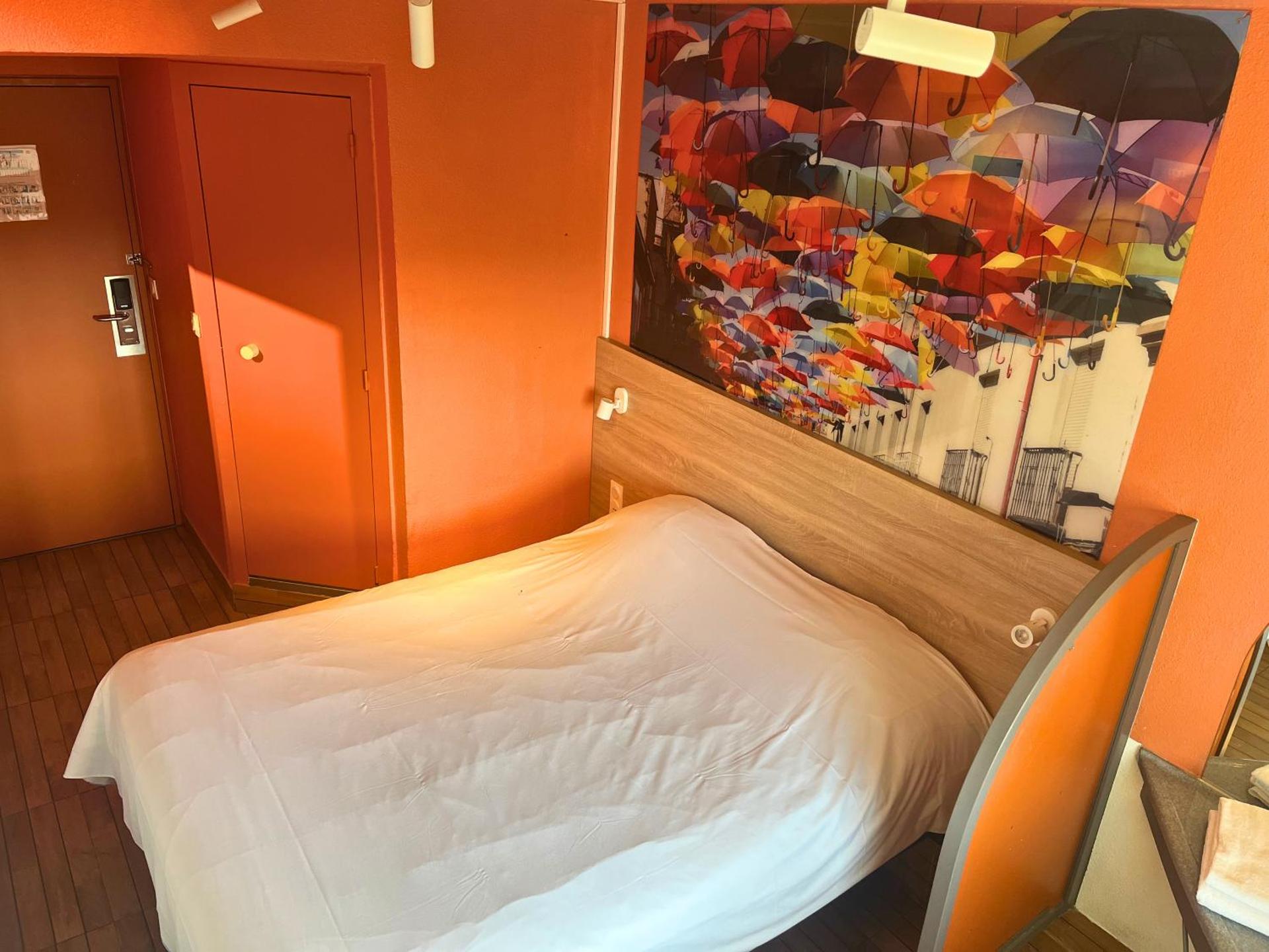 Egg Hôtel Sarcelles