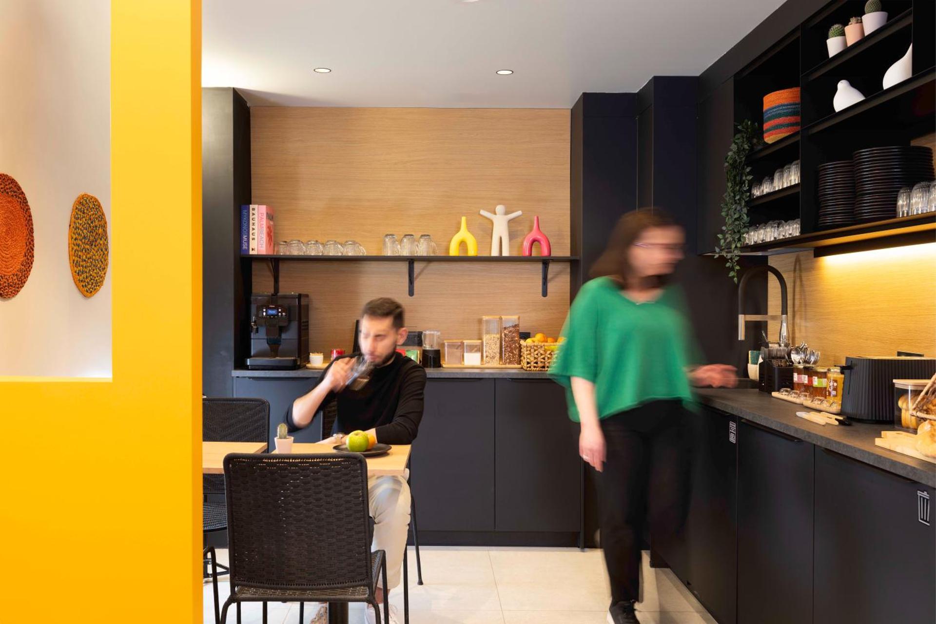 Coffee/tea facilities