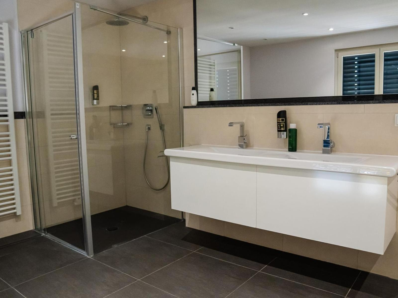 K&T Estates Resort & Spa, Frankfurt