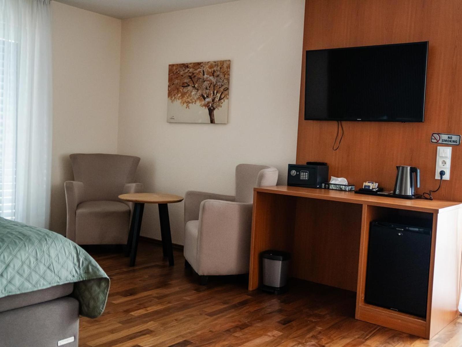 K&T Estates Resort & Spa, Frankfurt