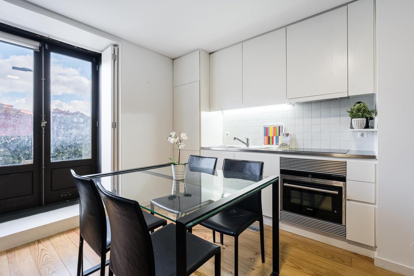 GuestReady - Old City Design Apartments