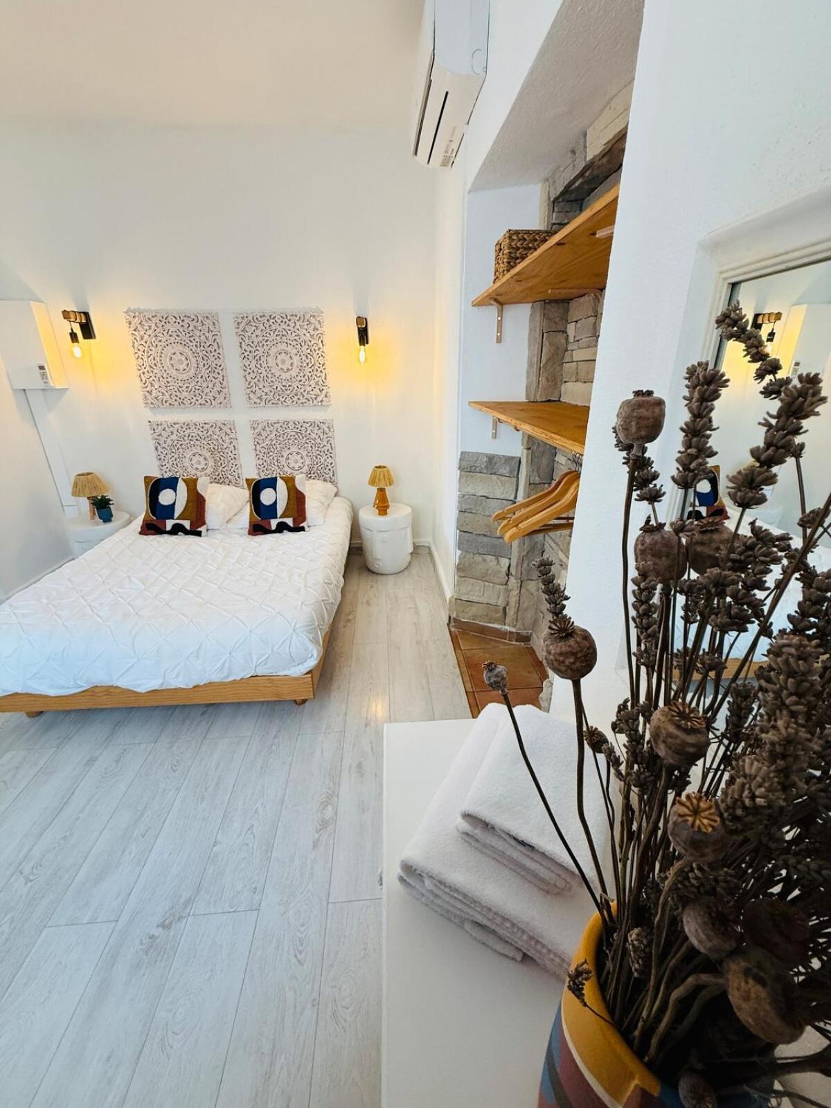 "T2 Ludria" au cœur de Solenzara petite vue mer