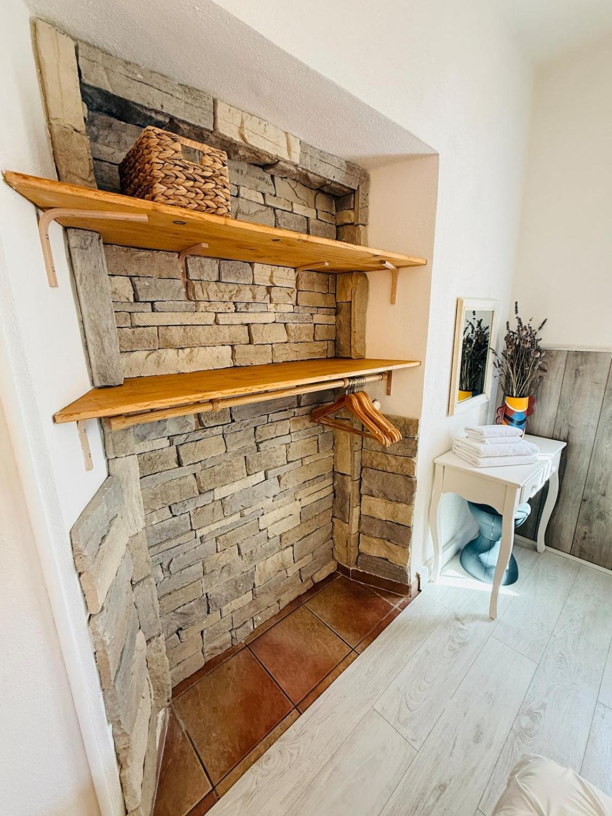 "T2 Ludria" au cœur de Solenzara petite vue mer