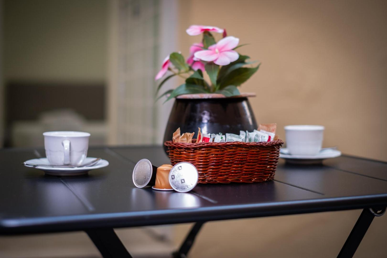 Coffee/tea facilities