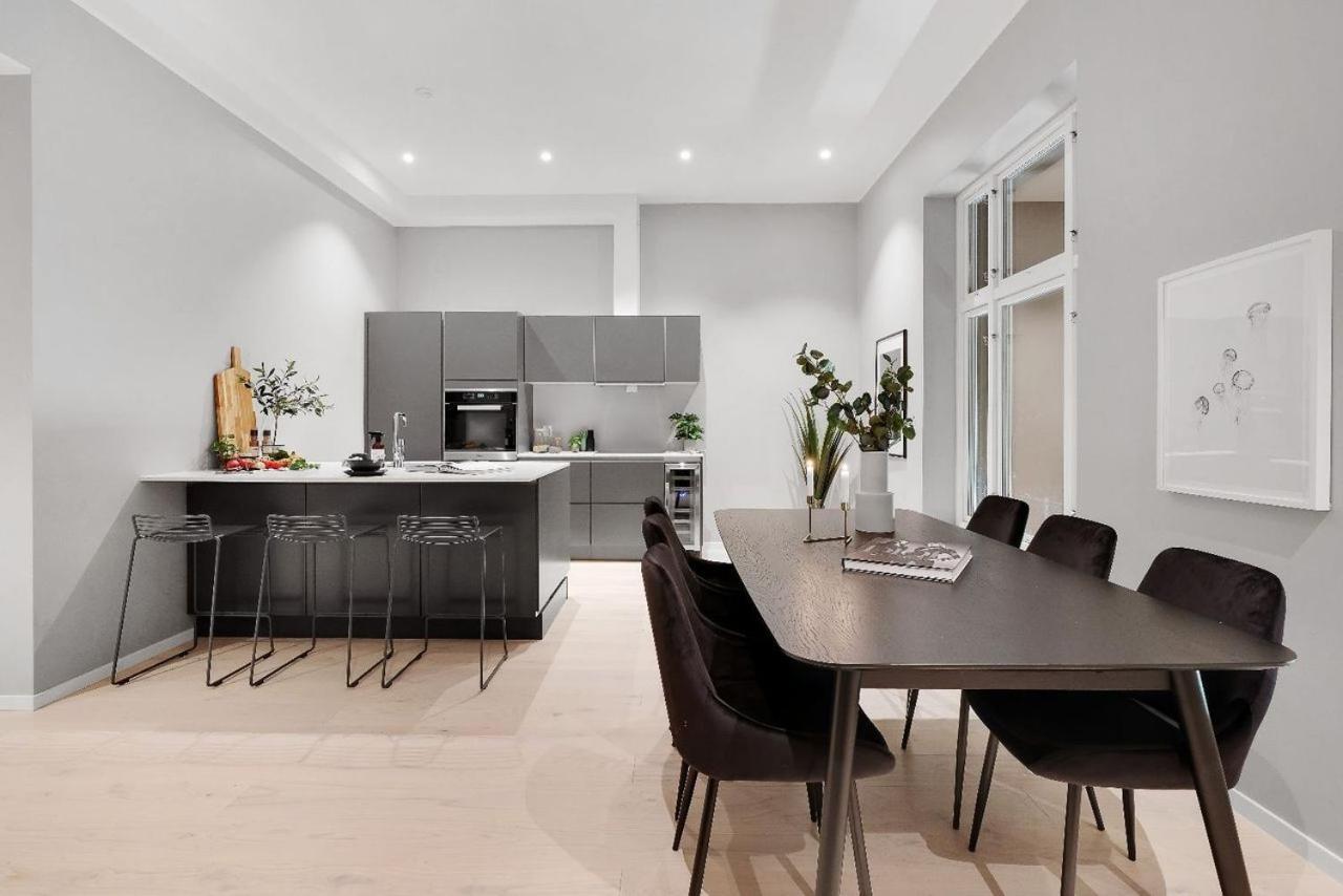 City Centrum Villa Apartments w parking