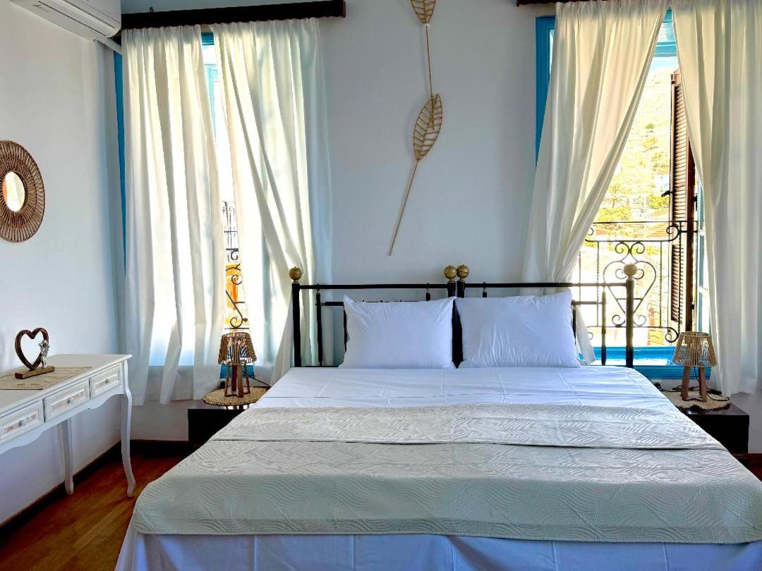 Maestro apartment Chalki