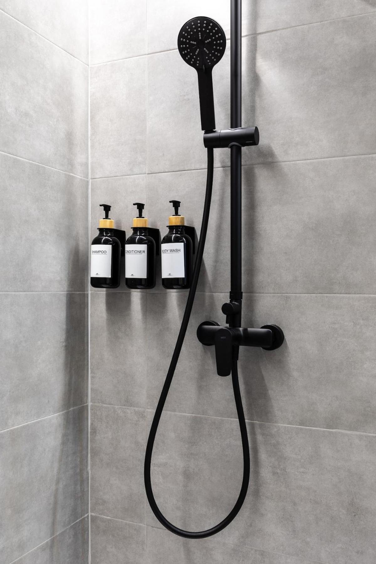 Tao Suite 2 next to the Aquarium