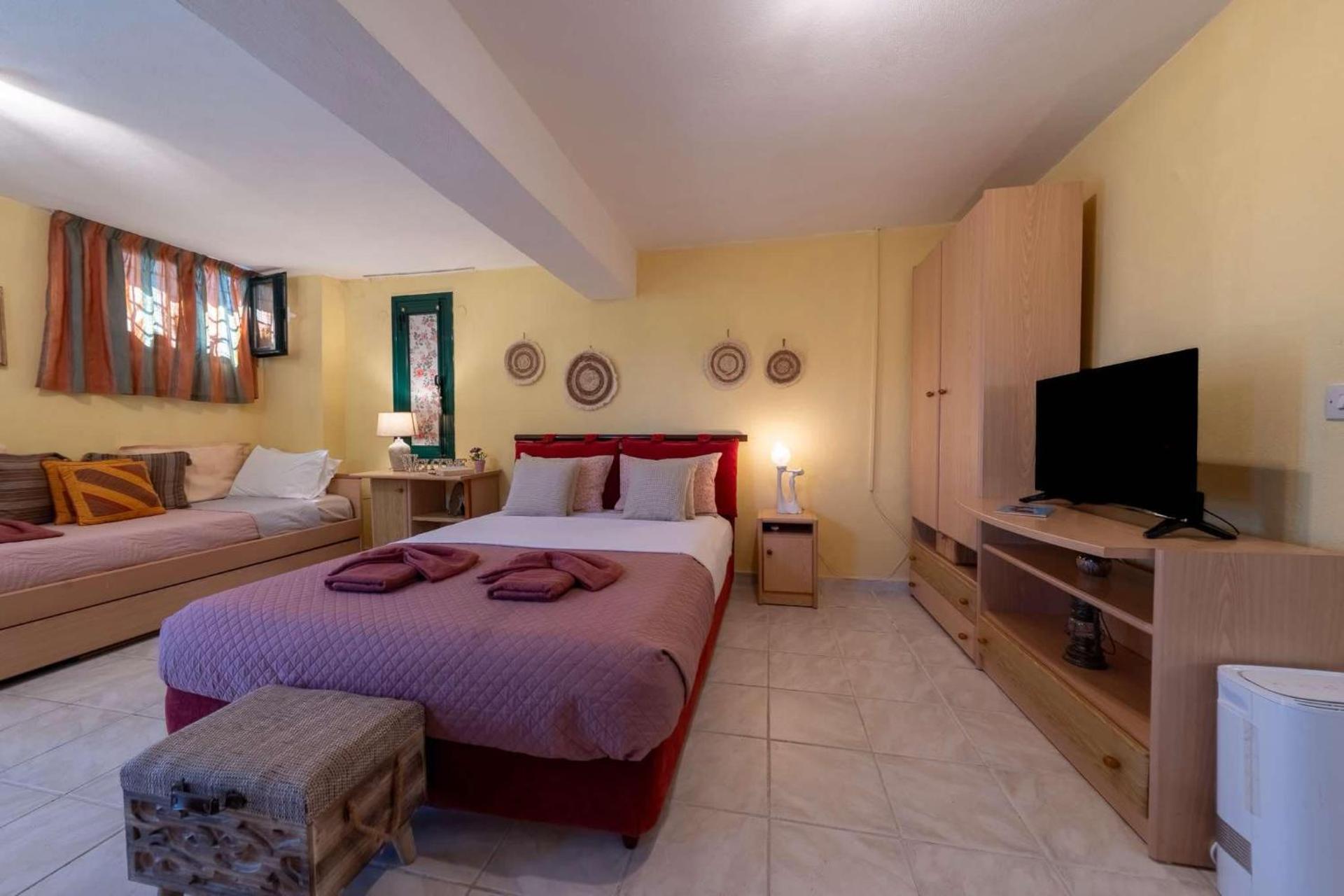 Blue Marine 2 VIP Barbati On The Beach - Public Pool