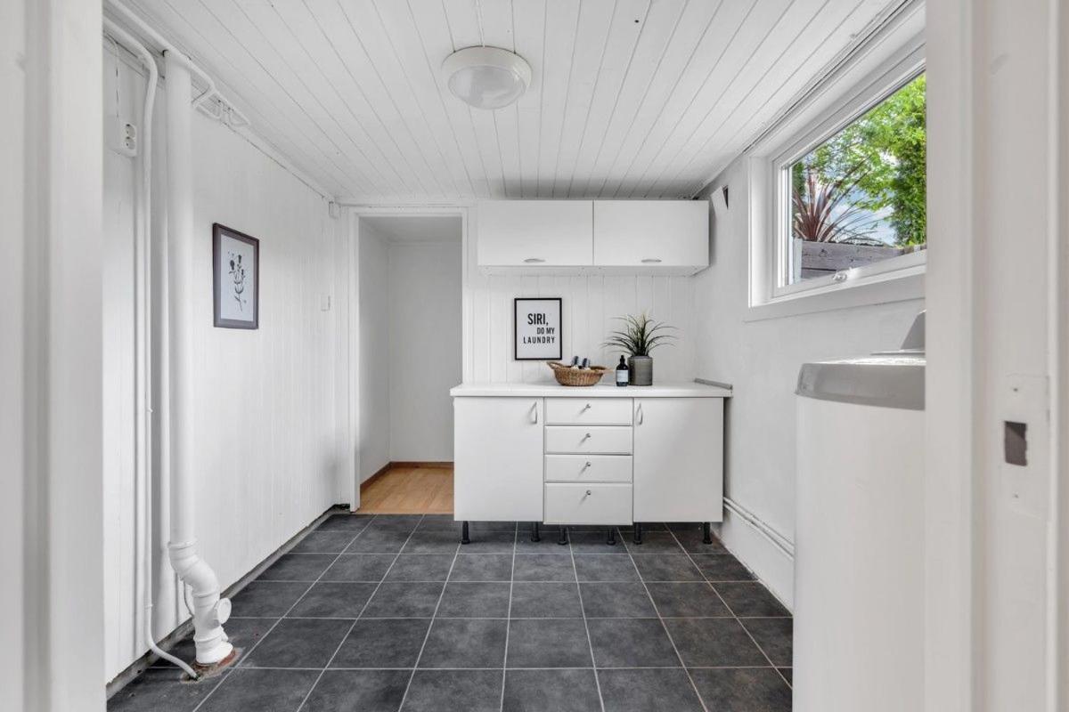 Basement Apartment -Ås Ski