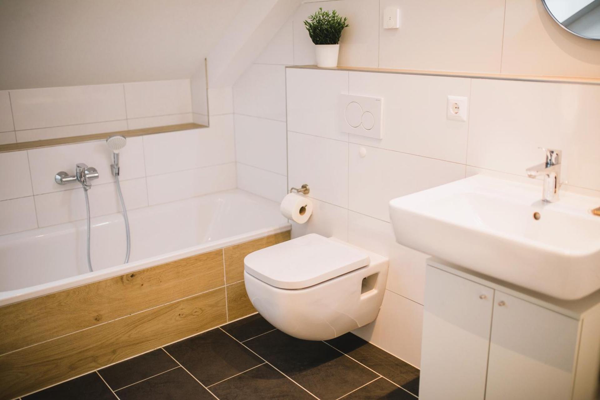 HUGOS Design Apartment am Waldrand - ruhig & modern