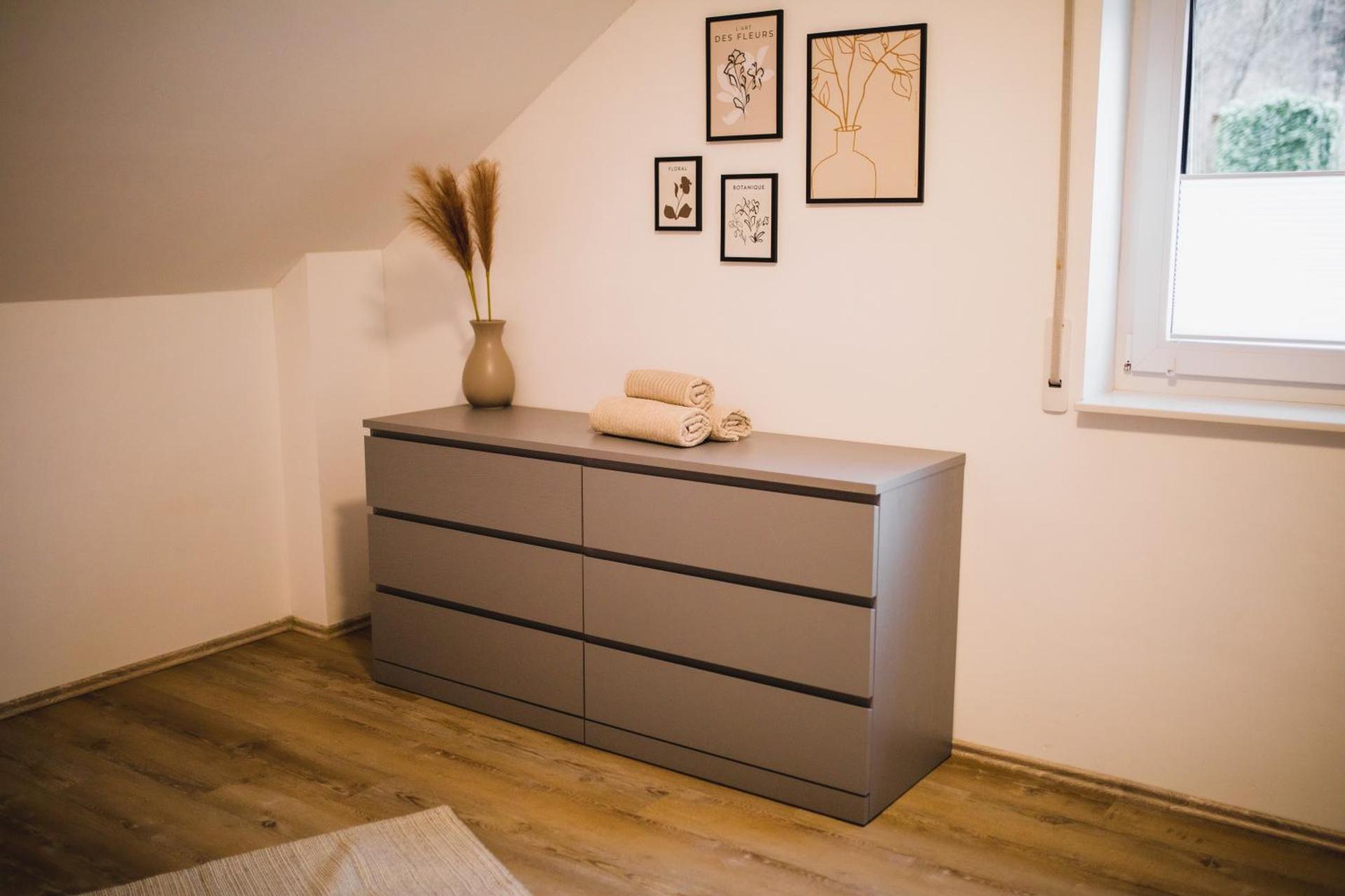 HUGOS Design Apartment am Waldrand - ruhig & modern