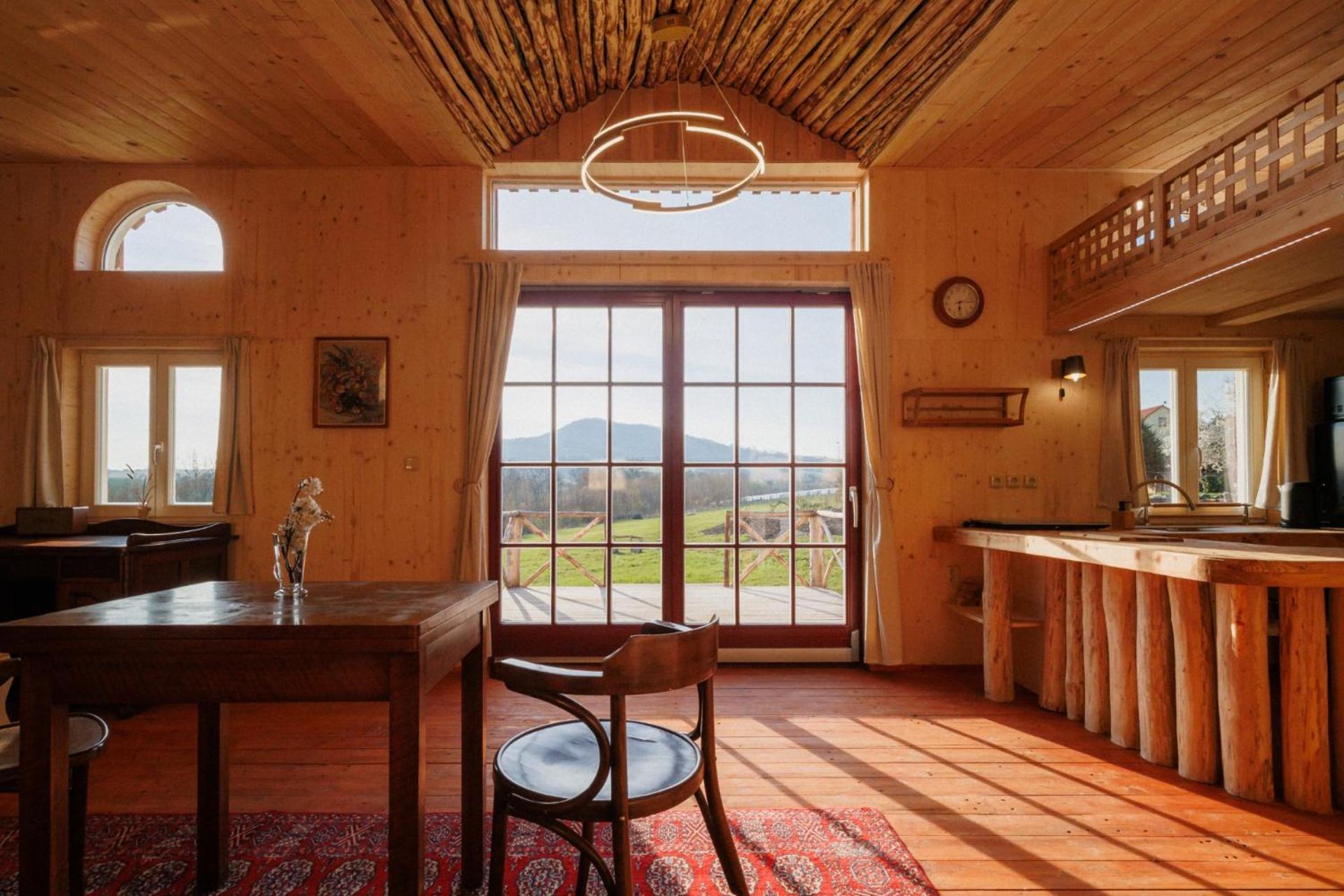 Orlí hnízdo pod Sedlem