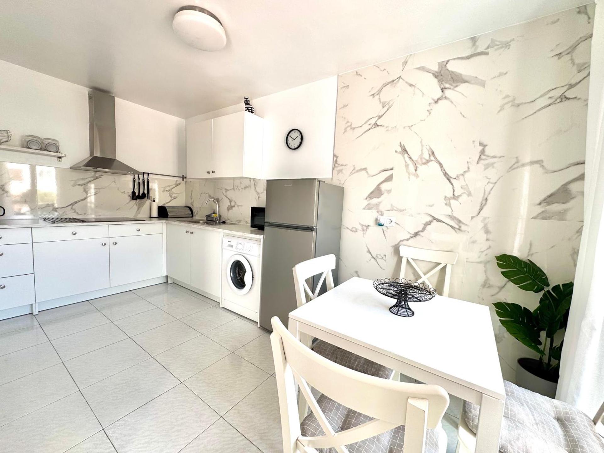 Casa en Nerja con gran terraza, muy luminosa y en tranquila urbanización