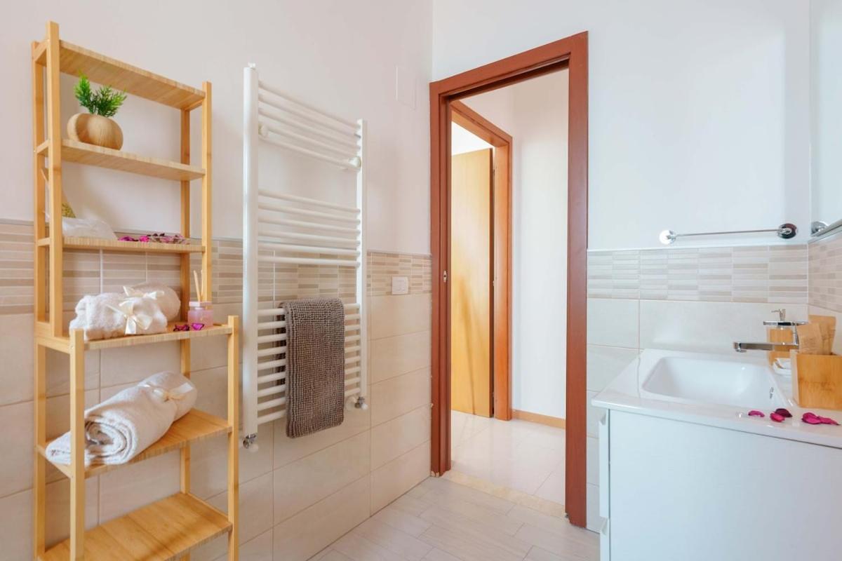 Casa Suite Himalaya Estate in Sardegna Vicino al Mare e Aeroporto Wi-Fi & Parcheggio