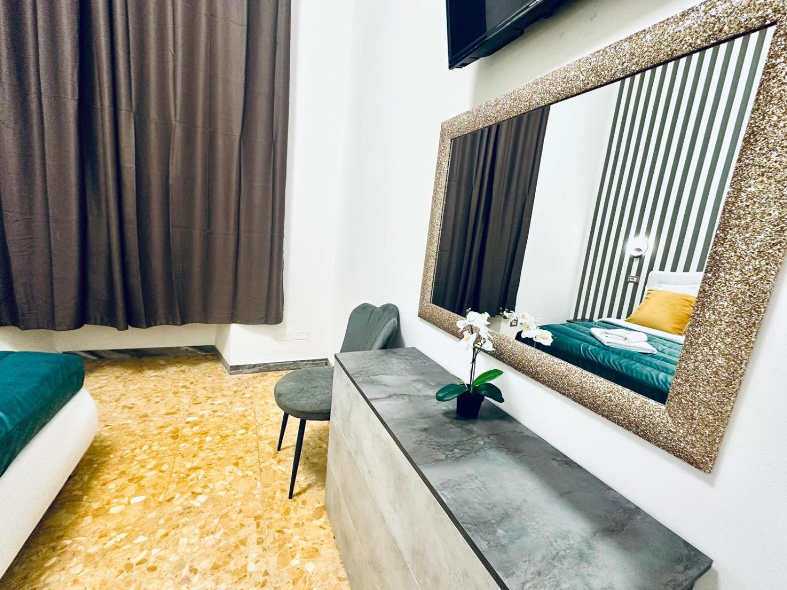 Rome Termini Down-town Accommodation