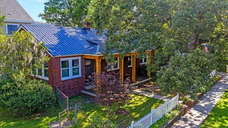 Delsey family home steps away from Park Circle