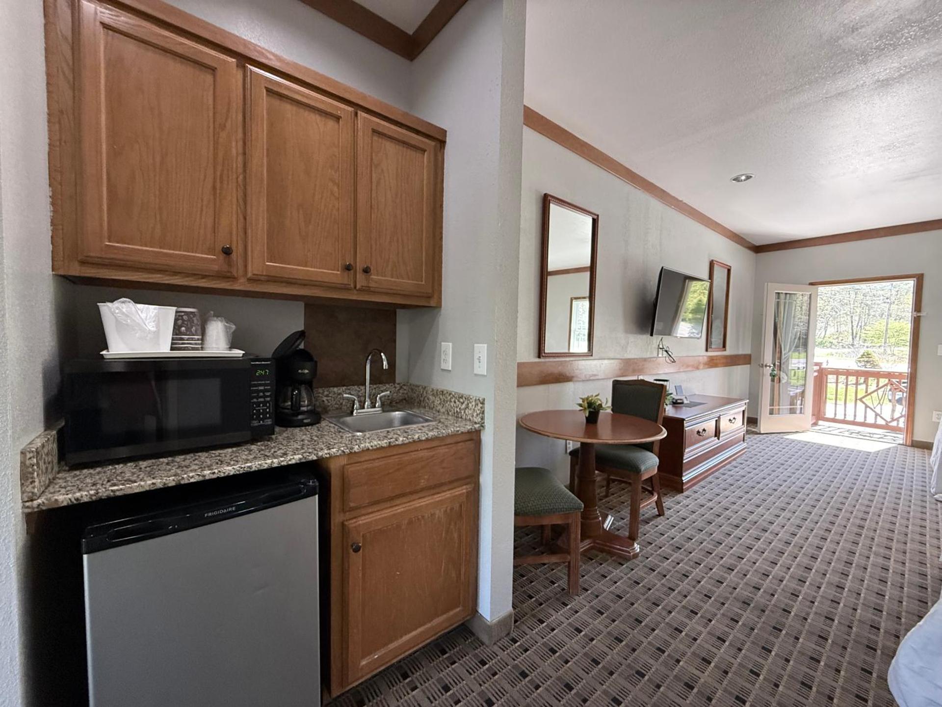 Qualla Cabins and Motel Cherokee near Casino