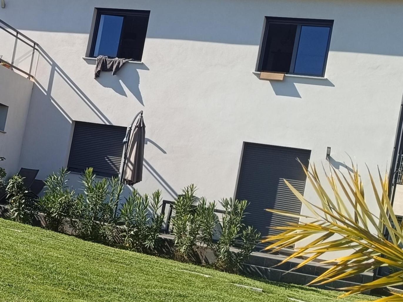 Doume et Coco T1 30M2 Vue mer