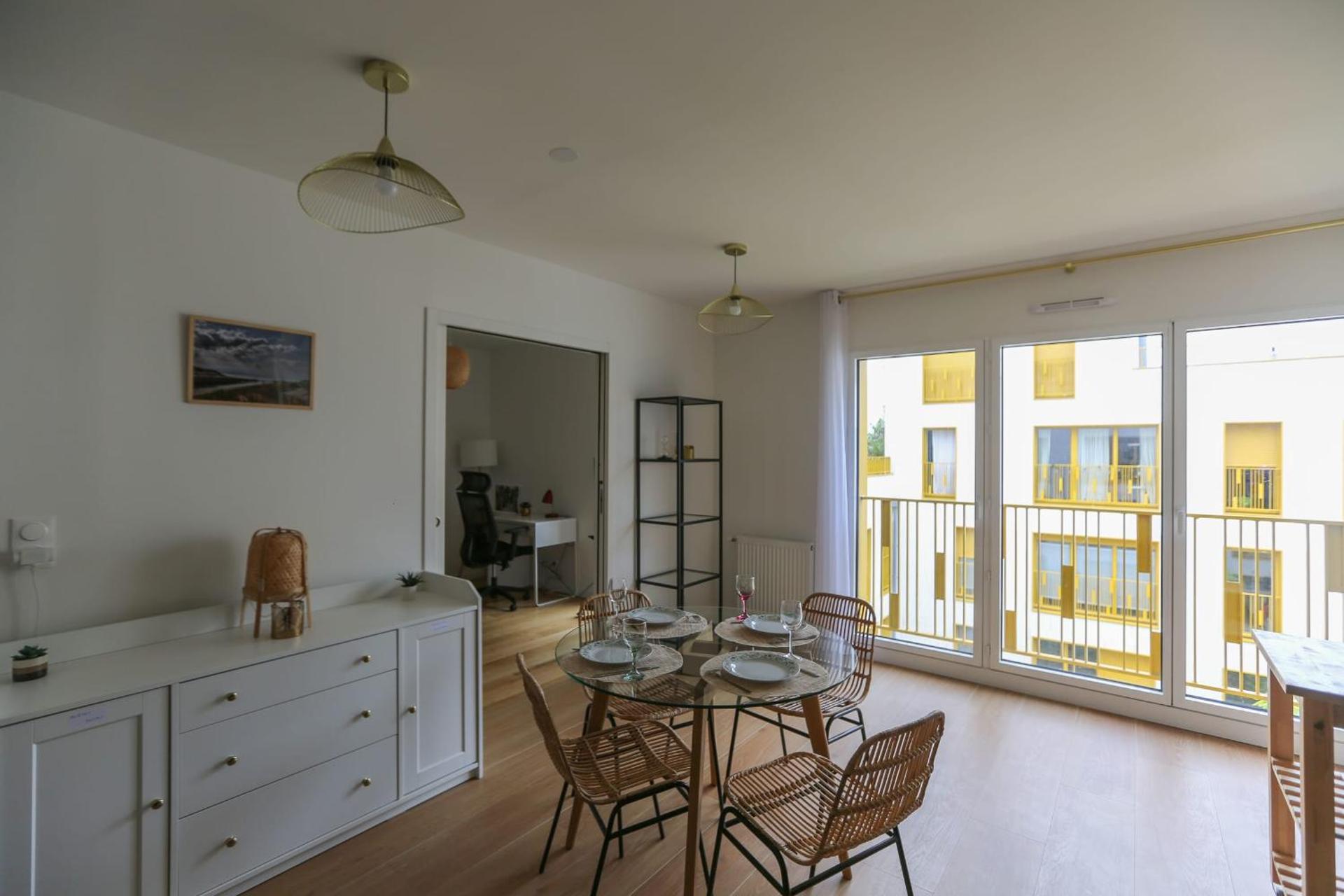 Cozy 60 m on the outskirts of Paris