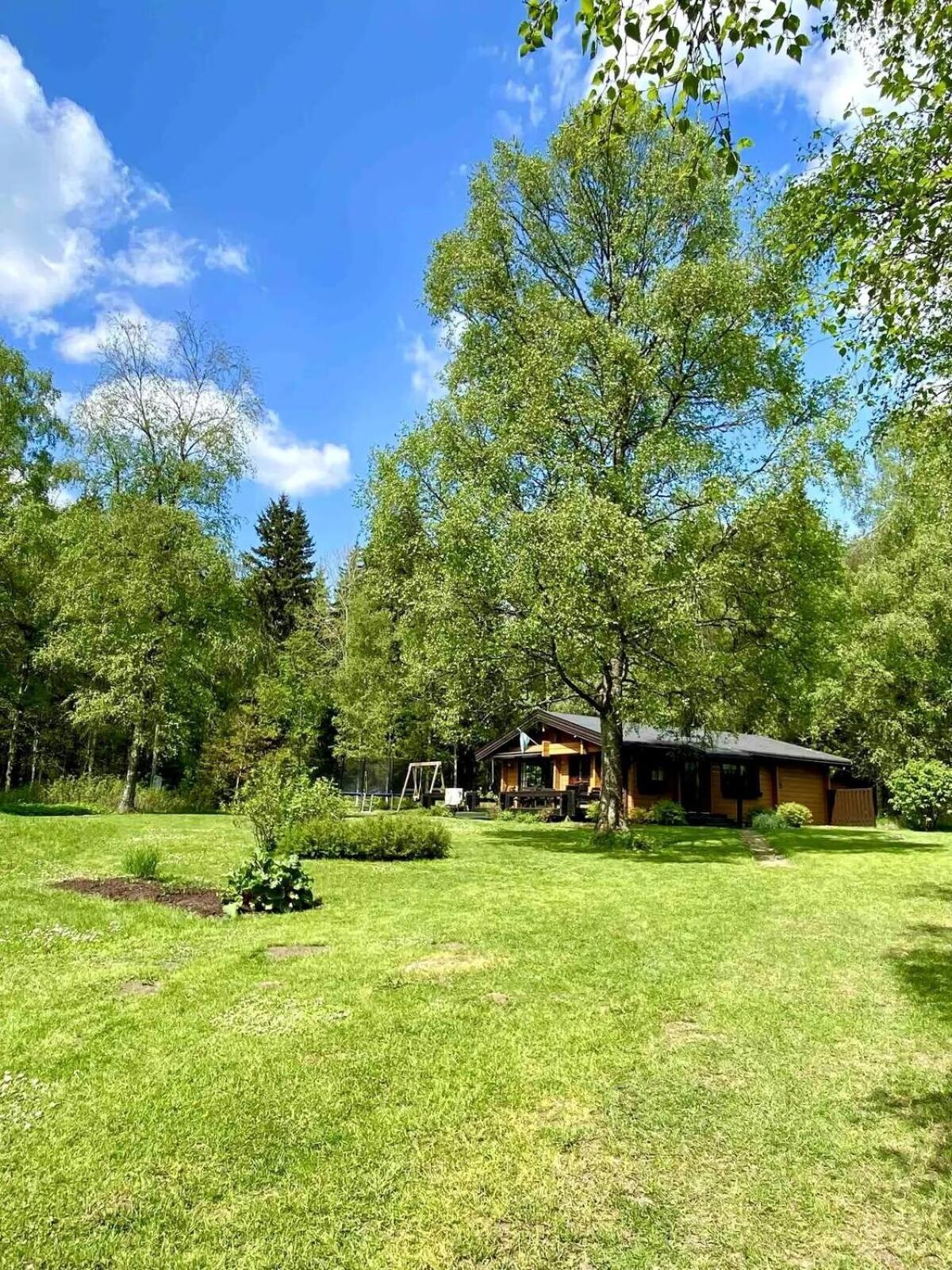 Blockhütte in Alleinlage