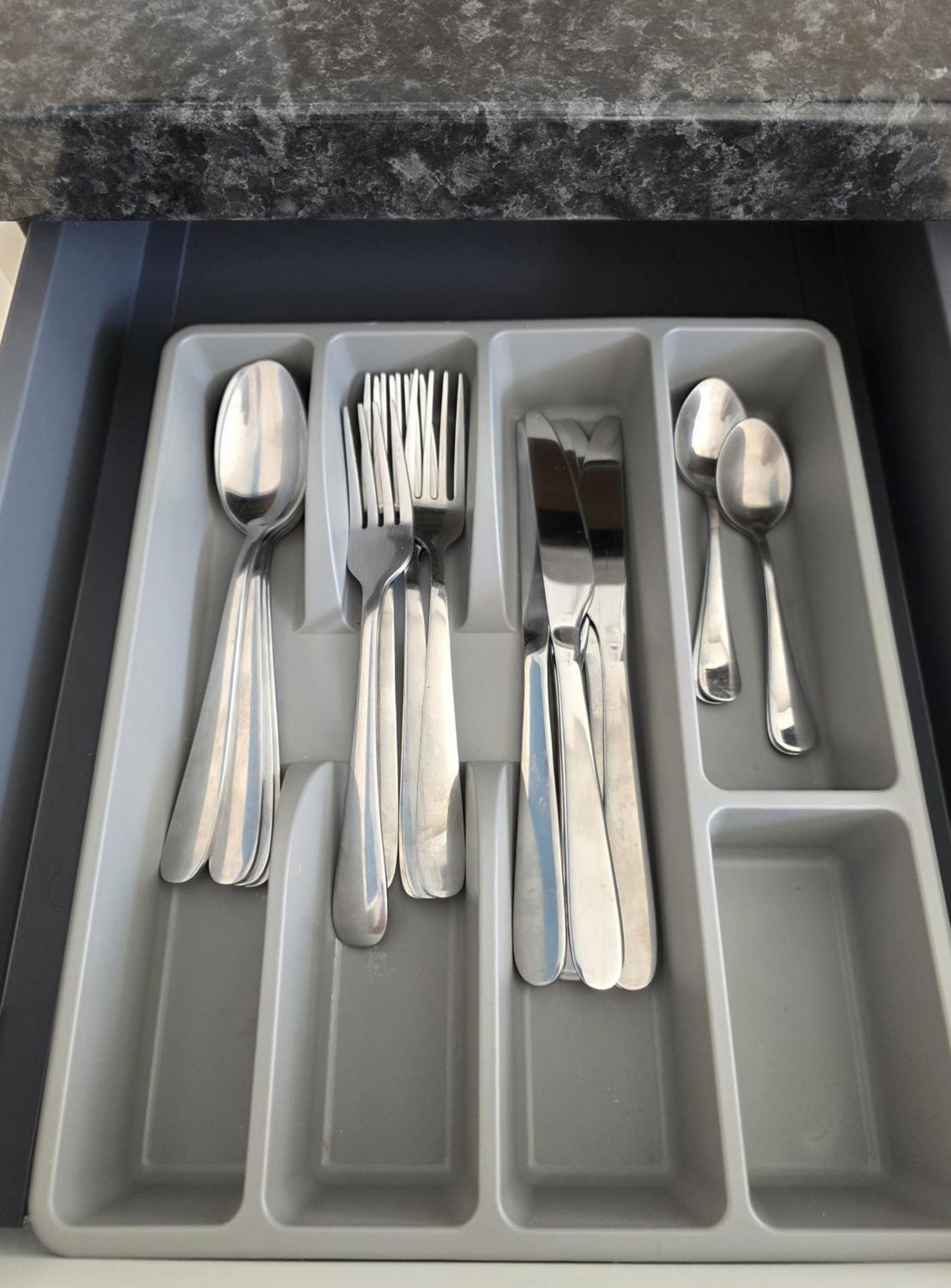 Cozy flat & Lovely garden, High Speed WiFi