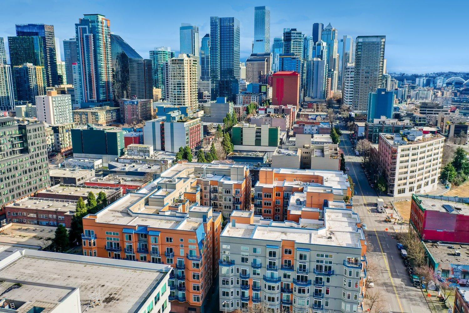 Modern Downtown Top Floor Penthouse With Bay Views