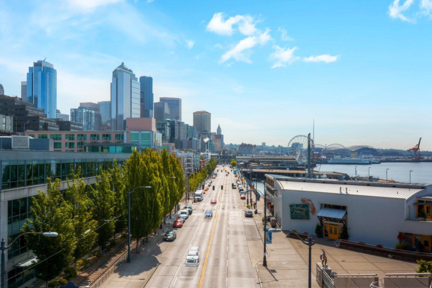 Space Needle Downtown Modern Top Story Penthouse